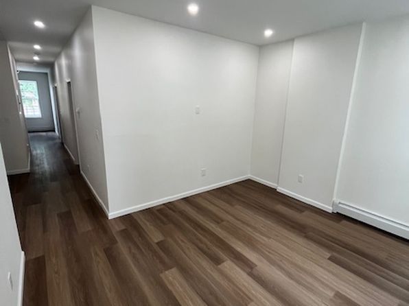 1733 Wallace Ave FLOOR 2