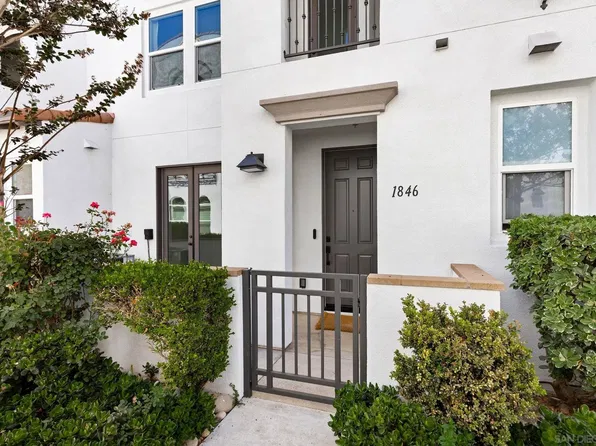 1846 Cliff Swallow Ln, Carlsbad, CA 92011