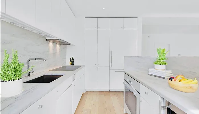 Rented by Aviram Garma, LREB | media 38