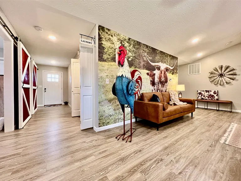 806 Pierson Rd — Photo 6