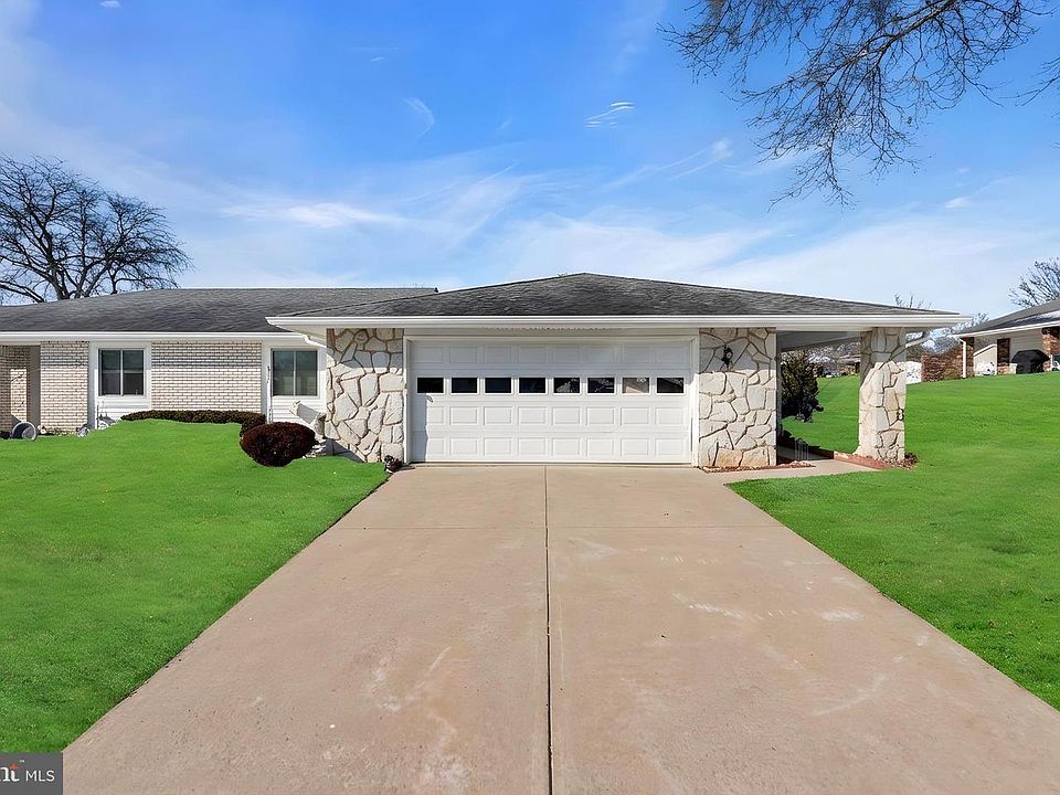 1st image of 165 C Belmar Rd