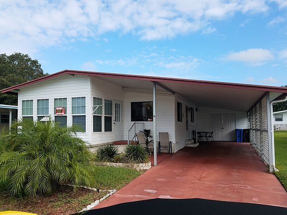 3rd image of 2120 Miramont Cir