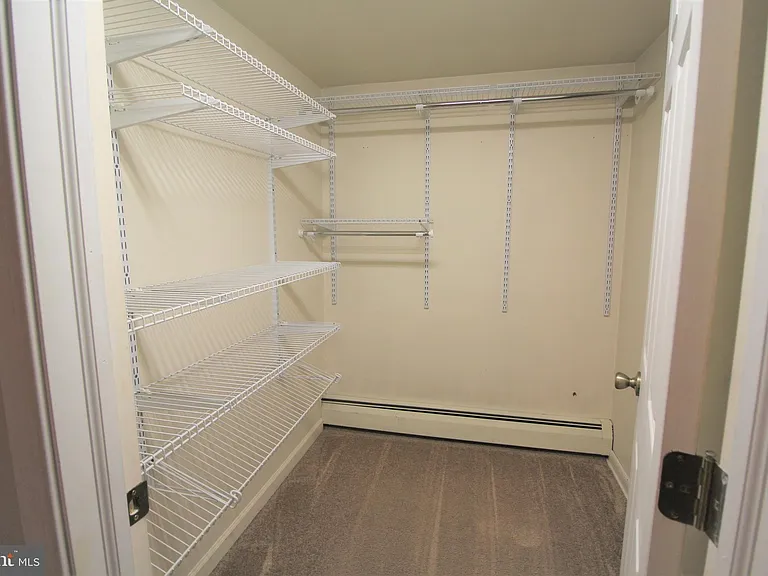 160 N Ronks Rd #B — Photo 9