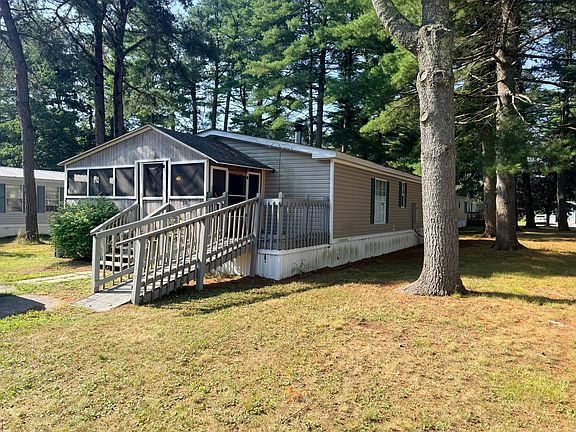 3rd image of 39 Theodore Drive