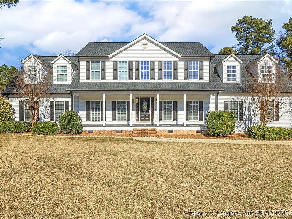Blackish House ←sideZ Photos: $250,000 Black House in Illinois Went Viral for