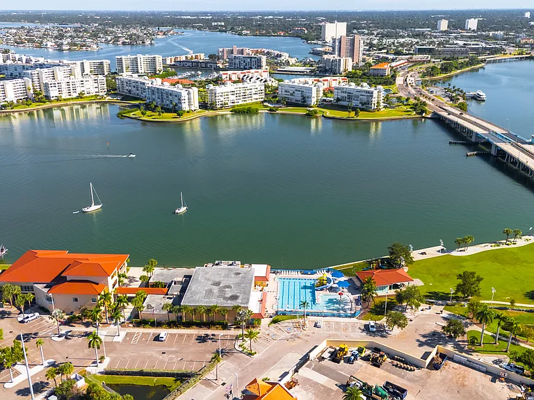 7845 Boca Ciega Dr — Photo 45