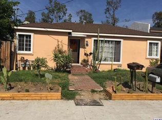 11821 Burbank Blvd, Valley Village, CA 91607