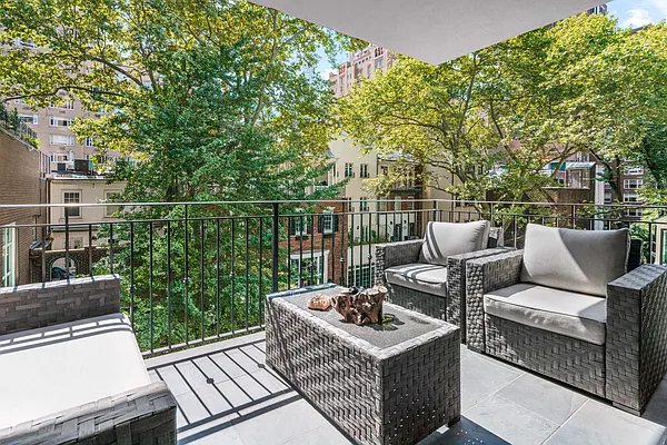 Rented by Platinum Properties | media 31