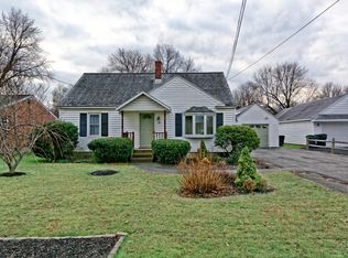 160 Sunnyside Rd, Glenville, NY 12302