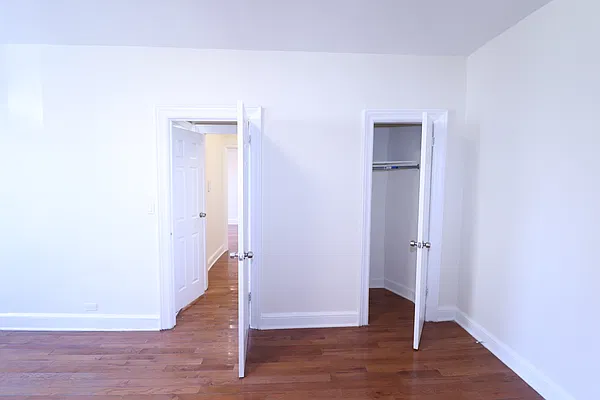 Rented by A&E Real Estate Management | media 7