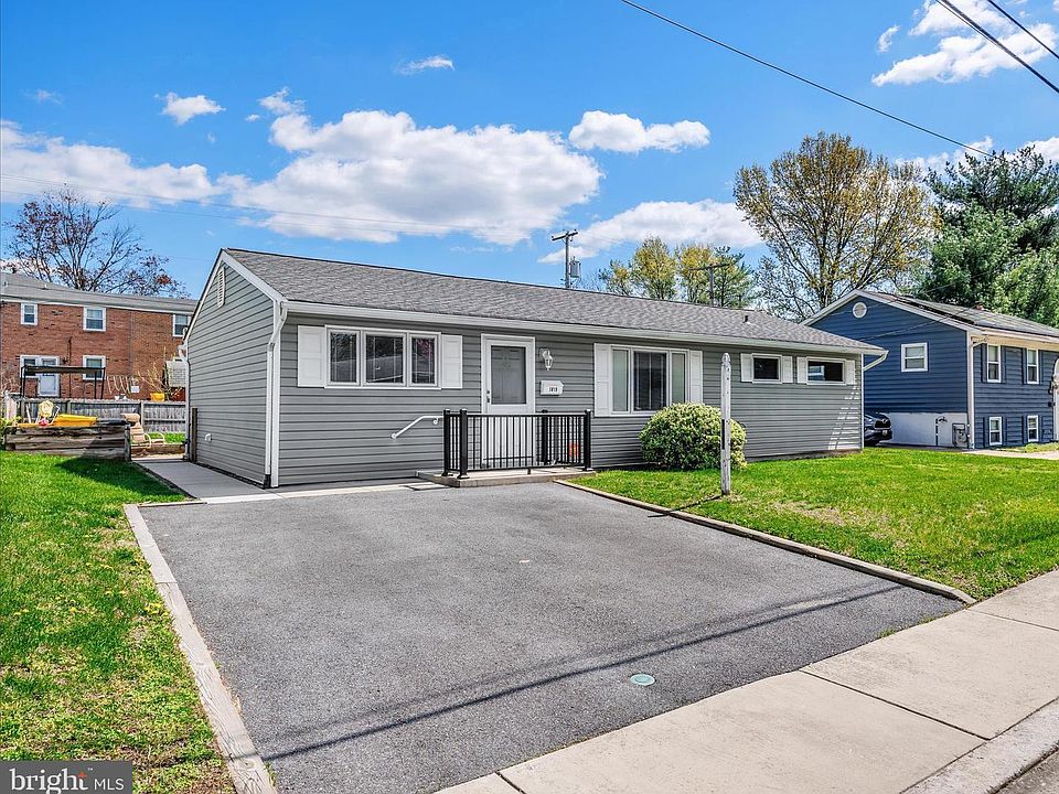1st image of 1015 Phillip Dr