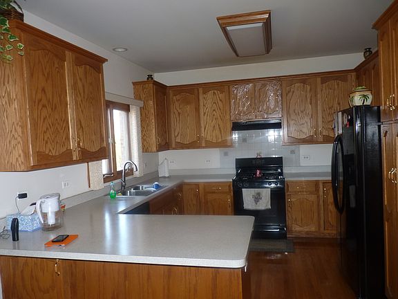 5th image of 2106 Westbury Dr