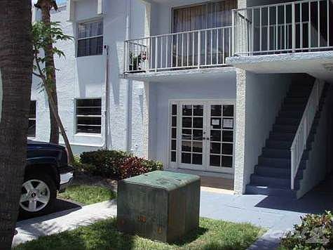 2nd image of 437 Executive Center Dr APT 114