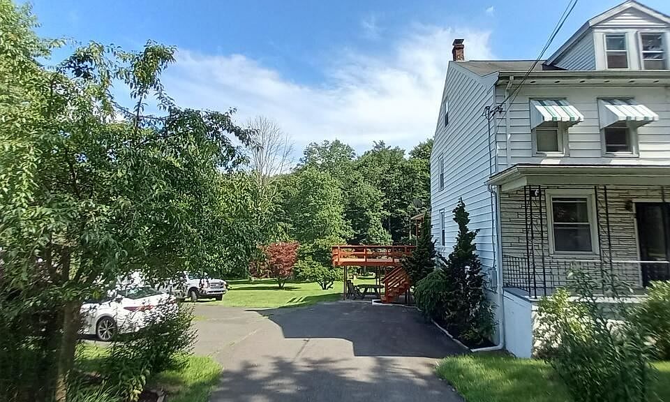 1st image of 5 Fir Rd