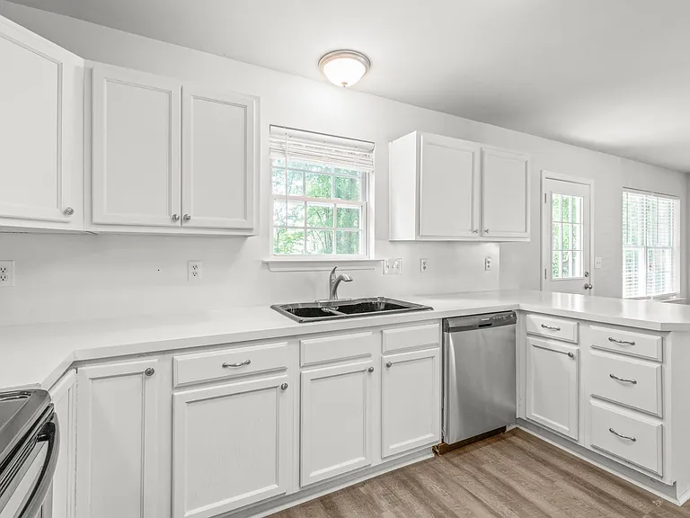 8818 Sharonbrook Dr — Photo 3