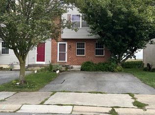 332 Wild Cherry Ln, Marietta, PA 17547