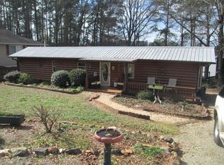 308 Dogwood Ln, Townville, SC 29689