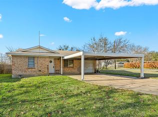 1408 Phillips St, Cleburne, TX 76033