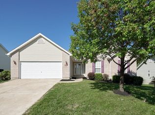 183 Old Chesapeake Dr, Wentzville, MO 63385