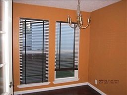 4th image of 749 Lake Terrace Dr