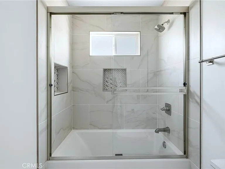 10538 La Reina Ave #4 — Photo 15