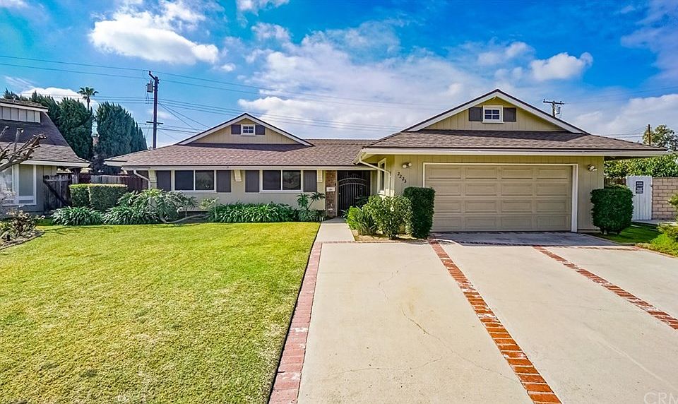 1st image of 2223 El Baile Pl