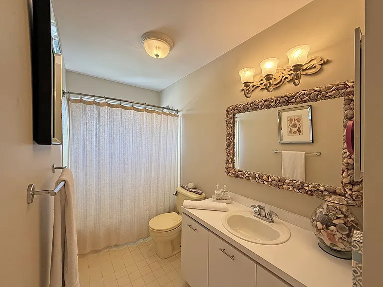 19 Cold Spring Ct — Photo 16