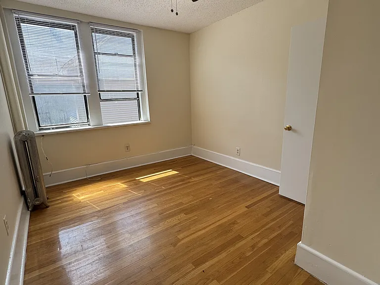 11 Barrows St #2A — Photo 6