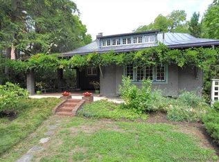 3615 Macomb St NW, Washington, DC 20016