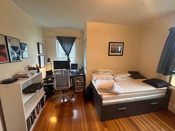 3rd image of 22 Marion Rd #3