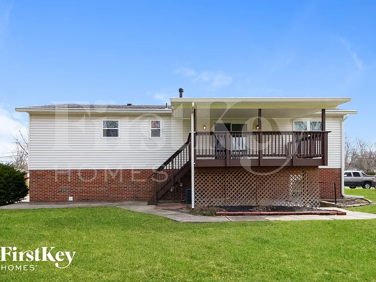 8431 Bluebird Dr — Photo 16