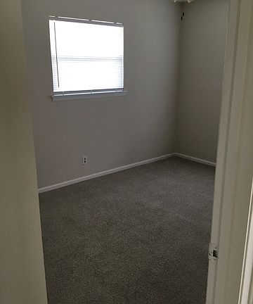 5th image of 6242 Apple Valley Dr
