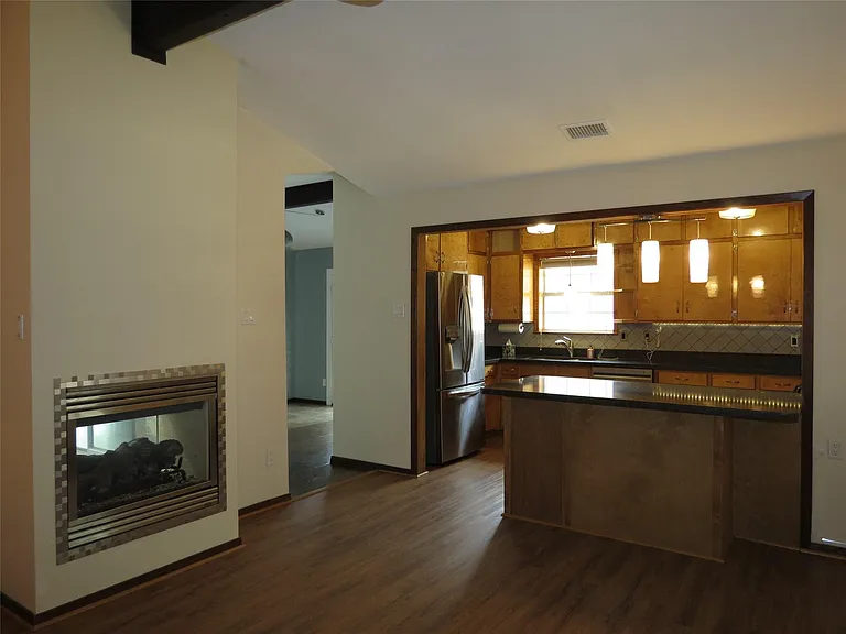 10505 Swallow Ln — Photo 8