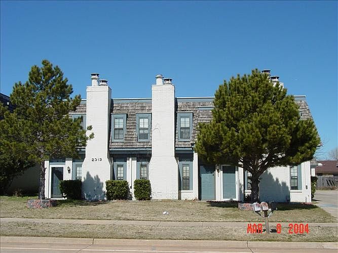 1st image of 2313 Beaumont Dr #Abc