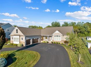 4590 Kingsford Ter, Syracuse, NY 13215
