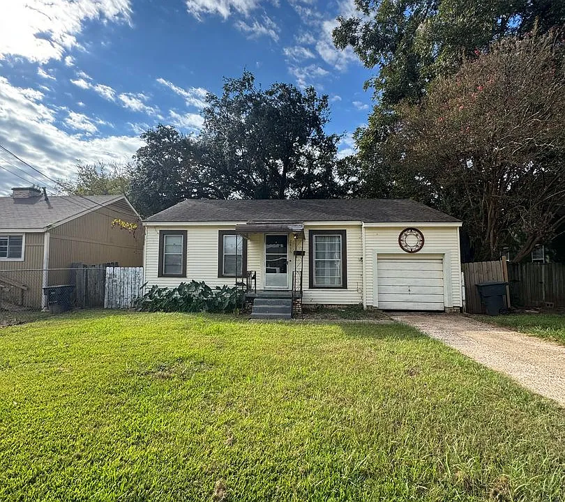 2416 Northside Dr