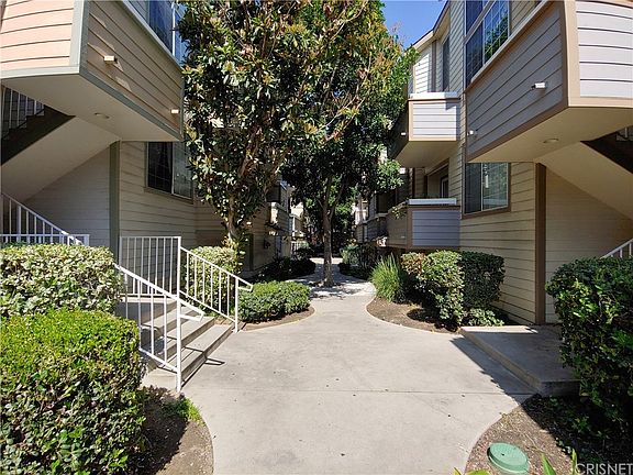 2nd image of 11150 Glenoaks Blvd Unit 193