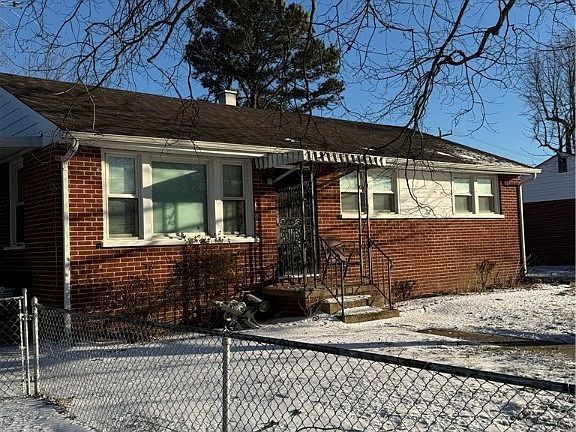 3rd image of 2211 Apollo Rd