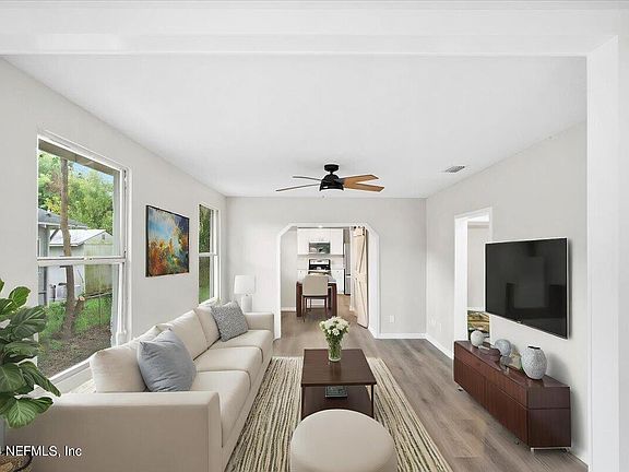 4th image of 9162 MADISON Avenue