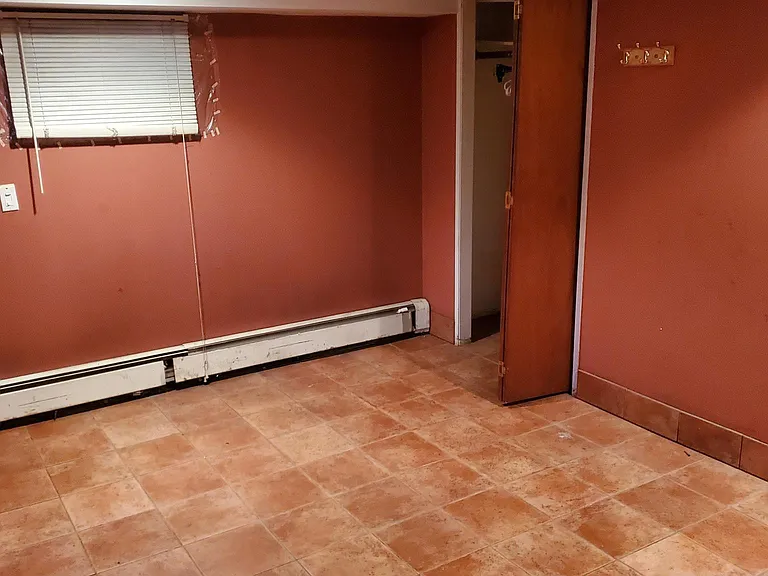 249 Ackerman Ave — Photo 2