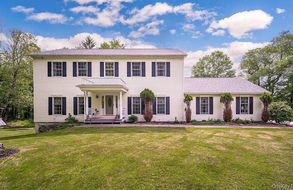 1st image of 369 Grey Road