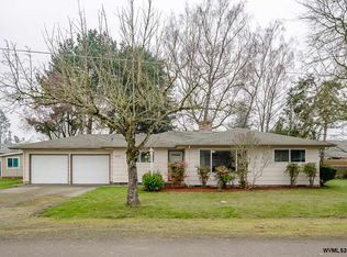 520 W 4th St, Halsey, OR 97348