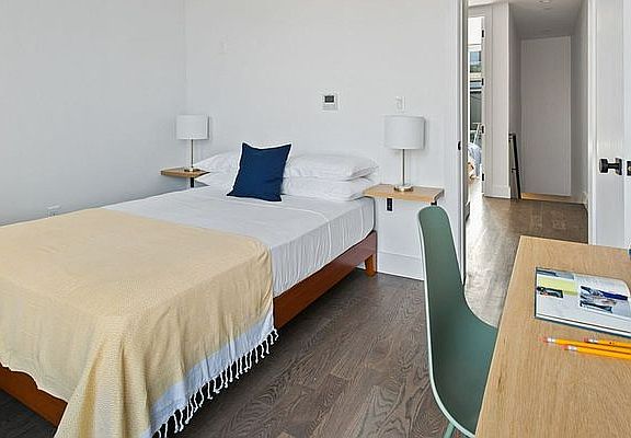 5th image of 245 N 8th St APT 4L