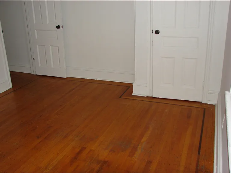 548 S 49th St #4 — Photo 12