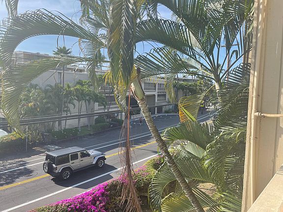 5th image of 76-6246 Alii Dr #241