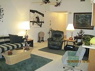 2nd image of 100 E Oak Terrace Dr #4H