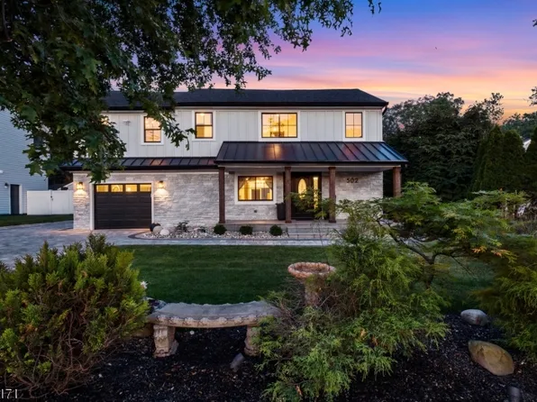 502 Closter Dock Rd, Closter Boro, NJ 07624