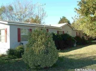 114 Esquire Barksdale Rd, Trenton, TN 38382