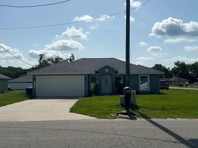 13805 SE 41st Ct — Photo 2