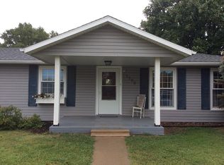 1108 Elizabeth Dr, Ellsworth, KS 67439